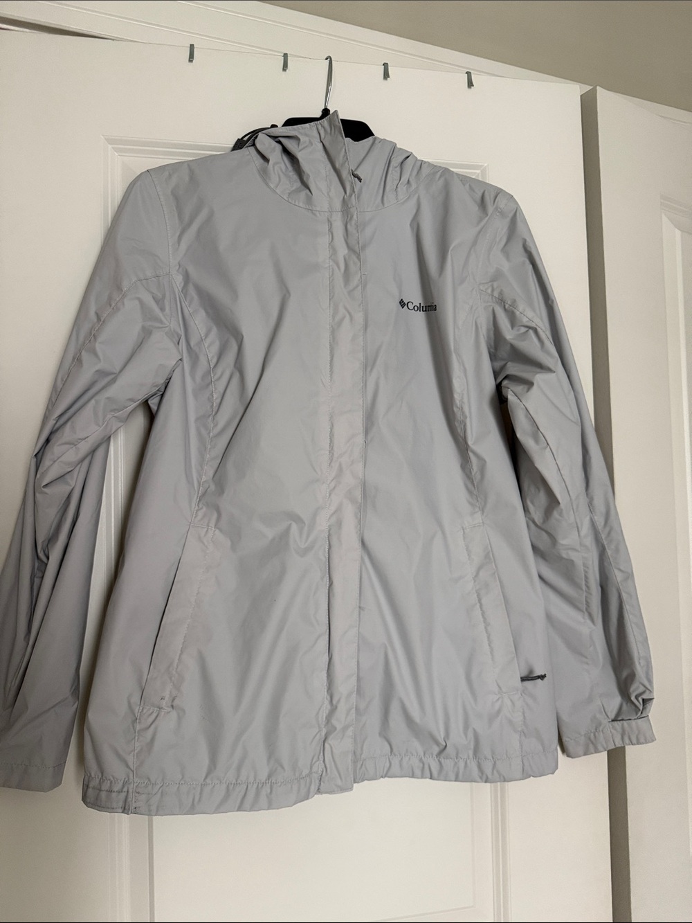 Columbia Light Gray Hooded Waterproof Ski Jacket